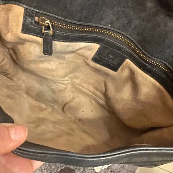 Gucci Marmont Small Shoulder Bag - Picture 5 of 6